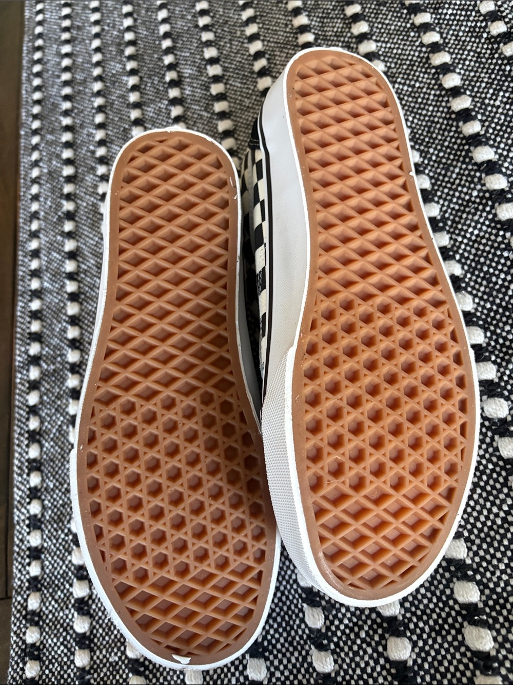 NWOT Vans Checkerboard Old Skool Sneakers - Black & White - Picture 5 of 7